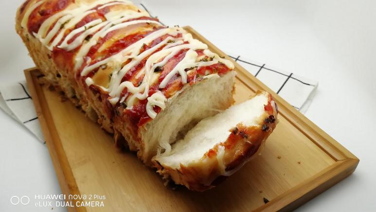 香葱火腿沙拉手撕吐司