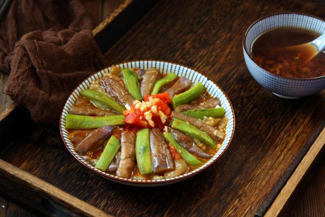 丝瓜炒茄条