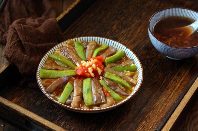 丝瓜炒茄条