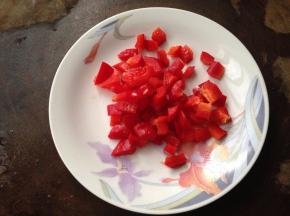
尖椒切丁