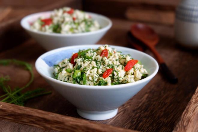 茴香鸡蛋小豆腐