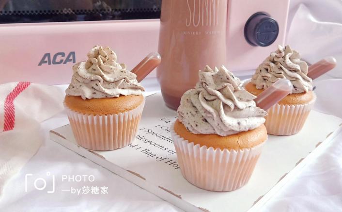 奥利奥纸杯蛋糕