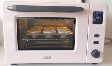 ACA北美ATO-E43A电烤箱上下火170度预热10分钟后放入，烤30分钟。