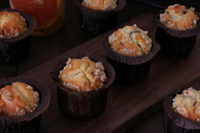 金顶蔓越莓马芬+水果茶