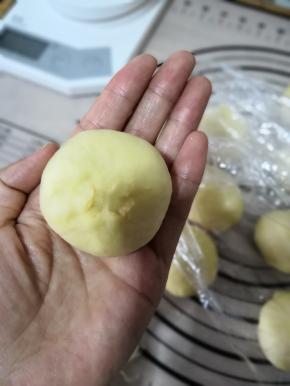 用虎口收好收口朝下