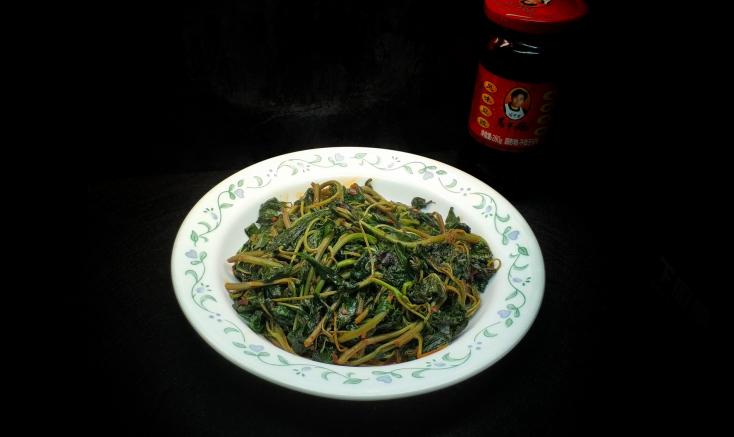 老干妈炒野苋菜