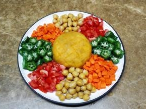 将所有食材如图摆放好
