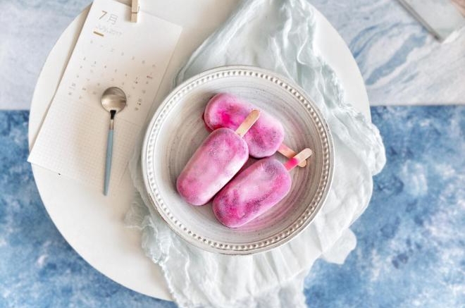 火龙果酸奶冰棍