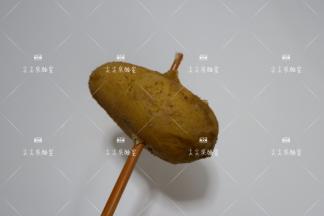 放入微波炉高火10分钟左右，将土豆打至图片中的样子，筷子一戳就透。