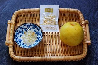 首先备齐所有的食材。