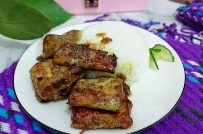 咖喱带鱼饭