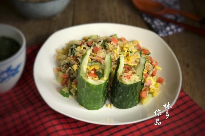 黄瓜饭桶