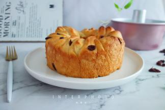 出炉脱模放烤网上晾凉，密封保存