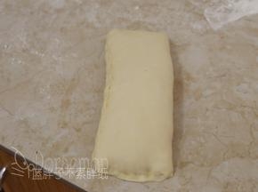 收口处要捏紧。