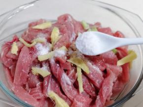 按个人口味加入盐！