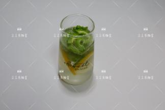 倒入雪碧，完成~