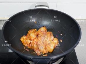 出锅撒上葱花