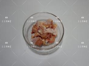 鸡大腿剁成小块