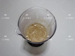 搅拌成绿豆沙