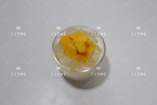 放入冰粉粉酸奶杯中即可~