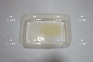 吉利丁片用冰水泡软