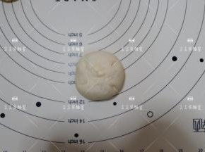 包起来捏紧收口