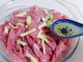 加入料酒！