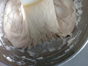 2.扒开是蜂窝状
