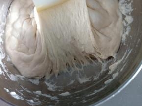 2.扒开是蜂窝状
