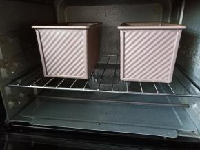 14.放烤箱进行第二次发酵
