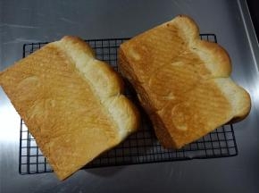 16.出炉后立马脱模，晾至手温后装保鲜袋密封保存