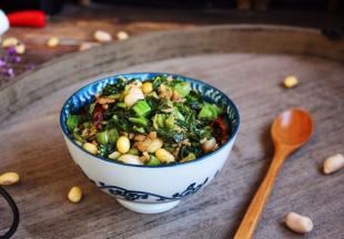 因为雪菜有咸味，所以不用加盐了。