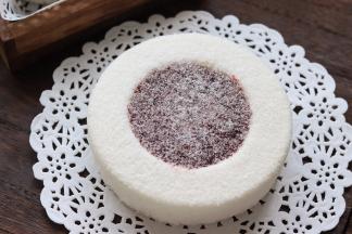 撒一层椰蓉，更加的美味。