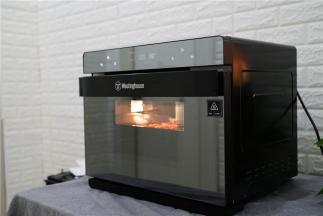 选择西屋蒸烤箱自带的烤虾模式，先进行第一次的烤制。