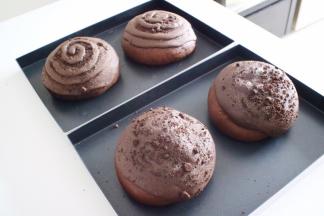 烤箱预热至180度，烘烤25-28分钟左右即可