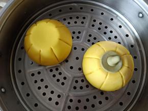 15.开火，水开后计时，蒸12分钟后关火闷3分钟左右
