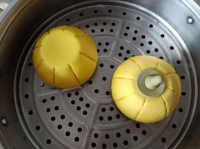 15.开火，水开后计时，蒸12分钟后关火闷3分钟左右
