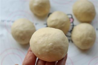 全部都包好椰蓉馅。