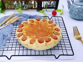 脱模。（如果不是不粘模具，记得刷上一层食用油）