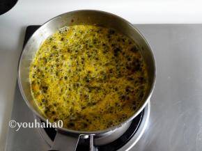 开小火慢炖，中间要不停的搅拌。