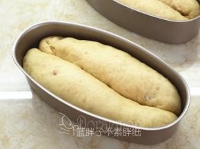 大约需要30分钟，发酵到2倍大即可。