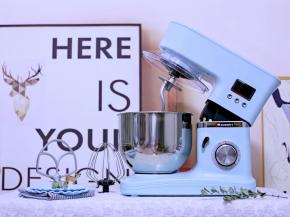 1000w的大功率，让你轻轻松松出手套膜。一般小餐包我是和面15分钟，吐司和面20分钟。