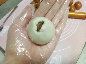 用虎口慢慢往上推