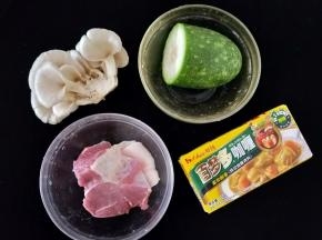 准备好所有食材。