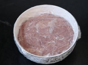 5.盖上保鲜膜 冷藏保存