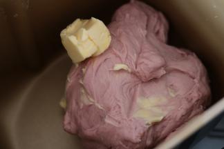 7.加入黄油再一个程序