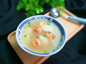 出锅盛入碗中