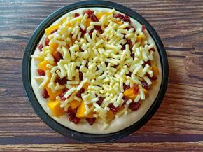 放上剩下的芝士碎