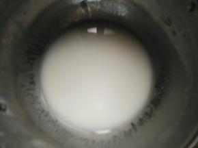 玉米淀粉加水混合均匀