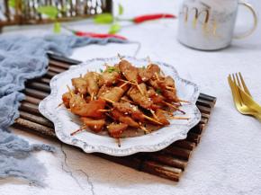 装盘撒上葱花！